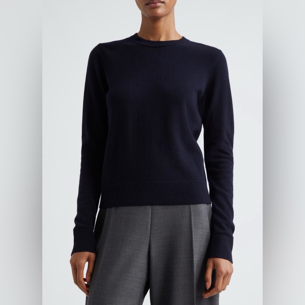 Vince Classic Crewneck Cashmere Sweater, Midnight Blue, M
